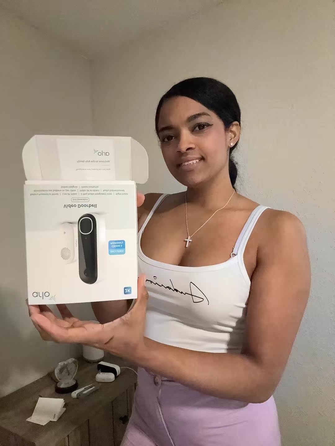 Arlo Video Doorbell 2K + Chime 2 (2nd Gen, Latest Release), Wireless or Wired Option, 2-Way Audio, Night Vision, Head to Toe View, Package Detection, Person & Vehicle Recognition, 1-Month Secure Plan customer photo 1