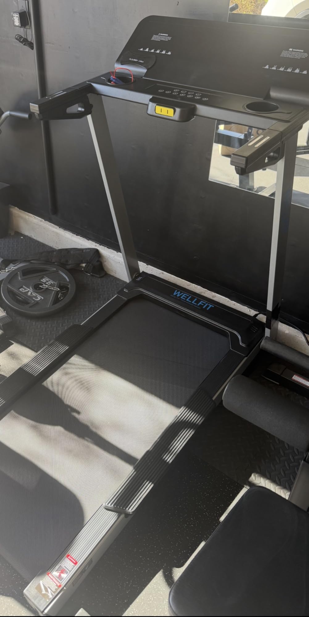 WELLFIT Home Treadmill, 2 Level Incline Heavyduty Treadmill with Pulse Sensor, 4.0 HP, 10 MPH, 450 lbs Capacity, 20