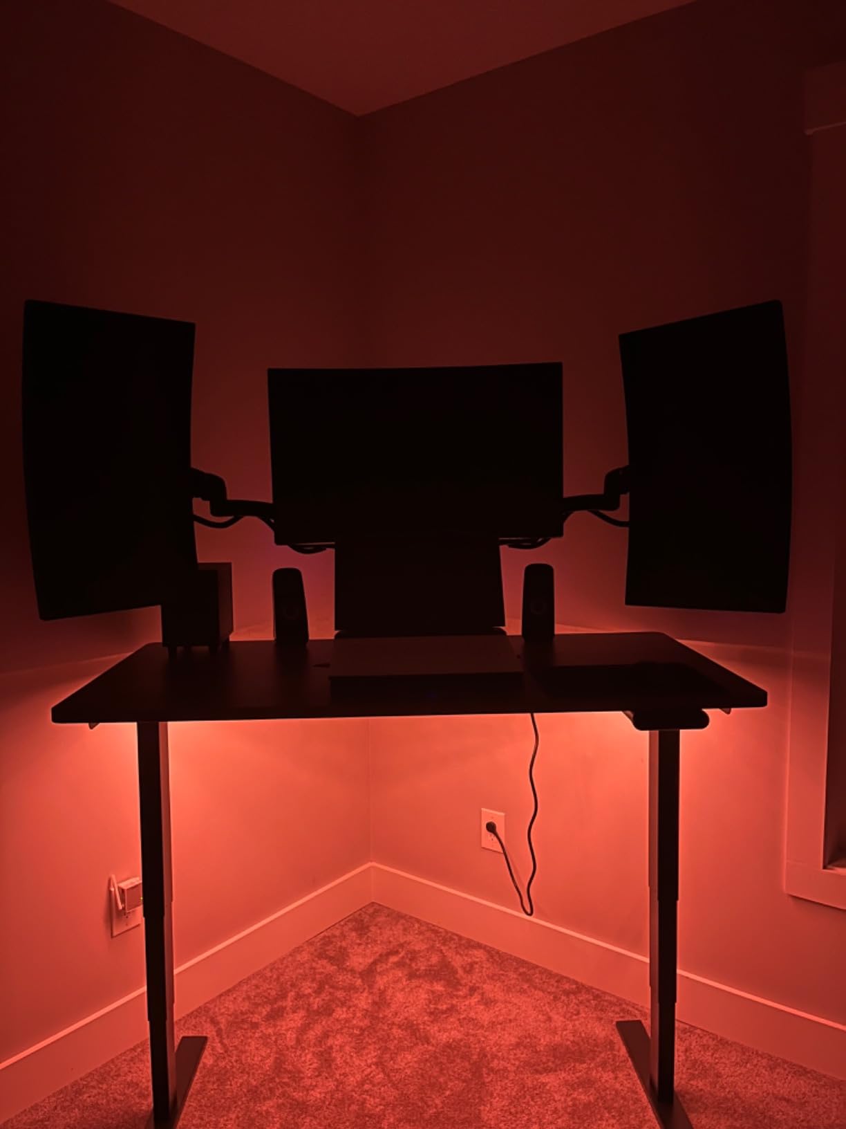 FLEXISPOT E6 3-Stage Dual Motor Electric Standing Desk 55 x 28 Sit Stand Up Desk, Holds 220 lbs, Adjustable Height w/Memory Presets, One-Piece Brown Wood Grain Desktop & Black Frame, Ships in 2 Boxes customer photo 2
