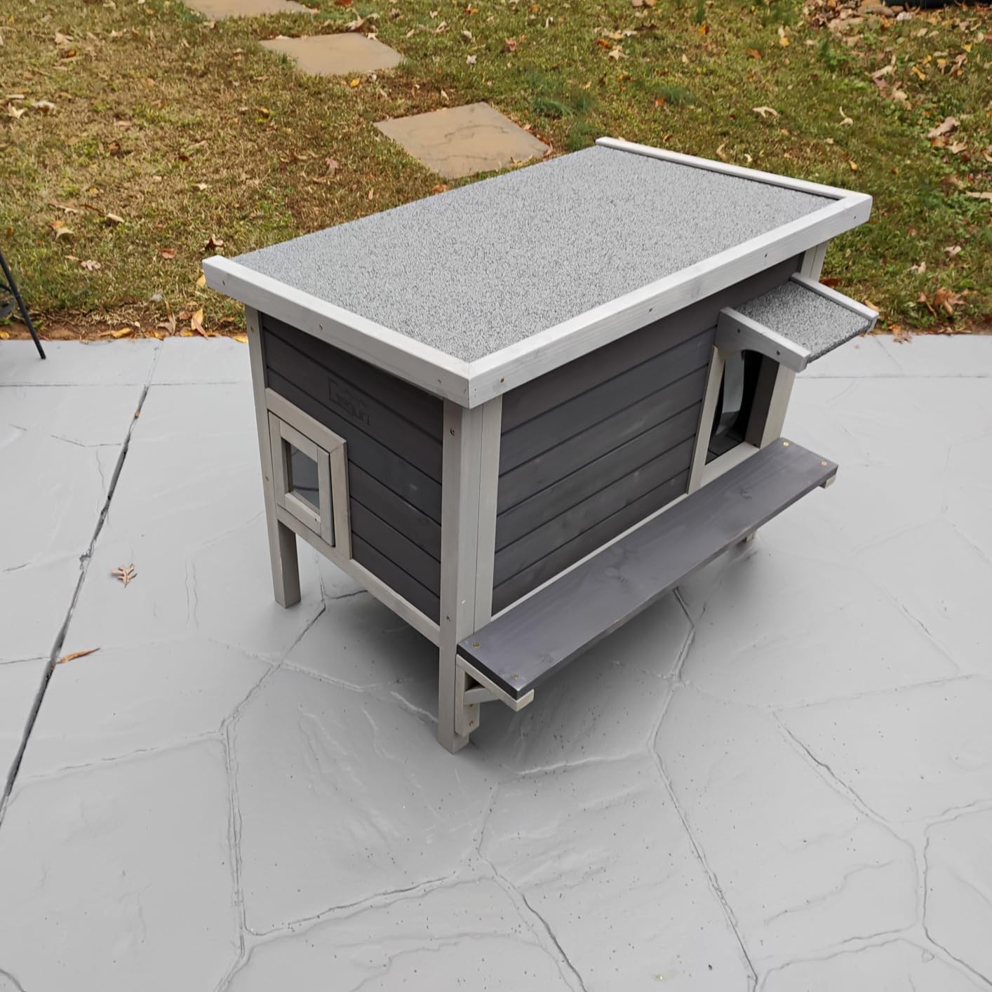 Winter-Proof Insulated Outdoor Cat House - Large Weatherproof Wooden Shelter for Feral & Stray Cats in All Seasons, Heated Cat Enclosure with Removable Roof & Elevated Floor customer photo 1