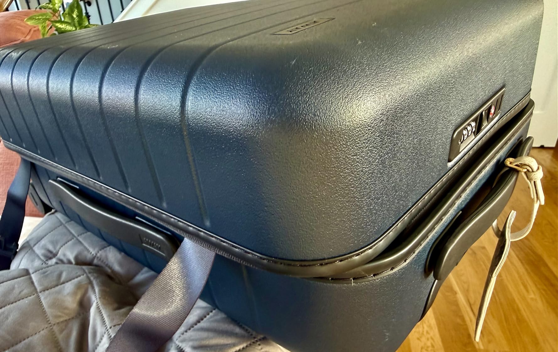 Away Bigger Carry-On Luggage - 23-Inch Lightweight Hardside Suitcase with 360 Spinner Wheels, Interior Compression System, TSA-Approved Lock - Jet Black customer photo 2