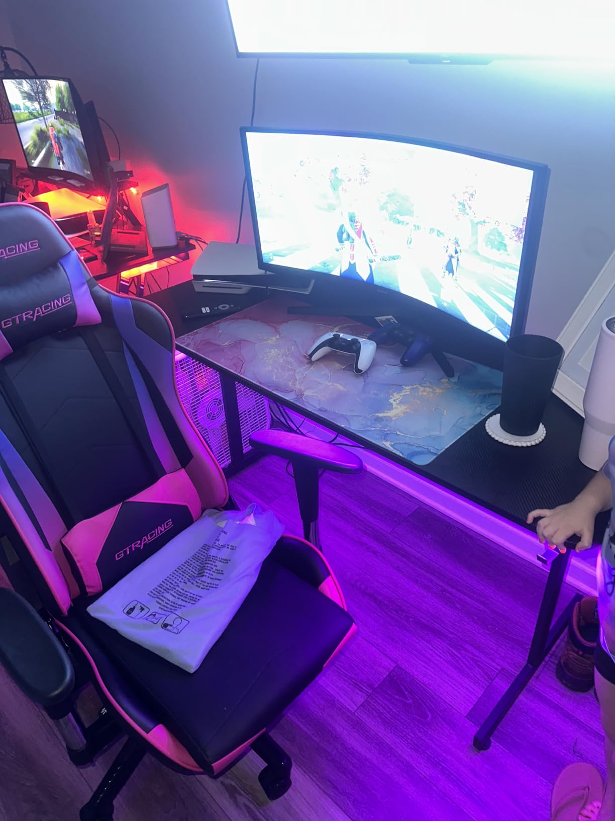 GTRACING Gaming Chair Racing Office Computer Ergonomic Video Game Chair Backrest and Seat Height Adjustable Swivel Recliner with Headrest and Lumbar Pillow Esports Chair (Dark Black) customer photo 1