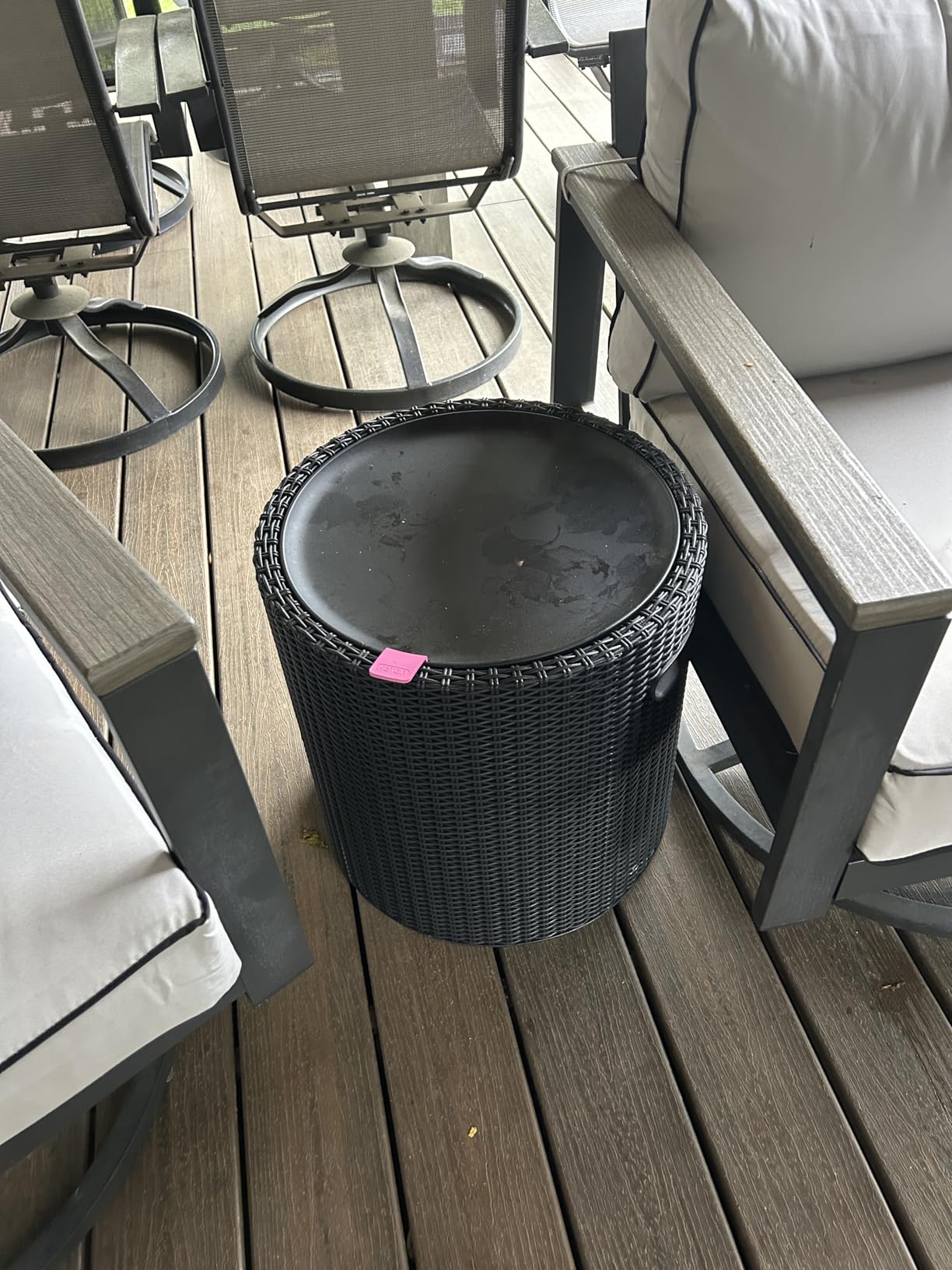 Keter Cool Side Table Cooler 3 in 1 Outdoor Patio Table and Ice Chest Storage, Ideal Hot Tub Table, Decor and Outdoor Patio Bar, Portable Bar, Graphite customer photo 2