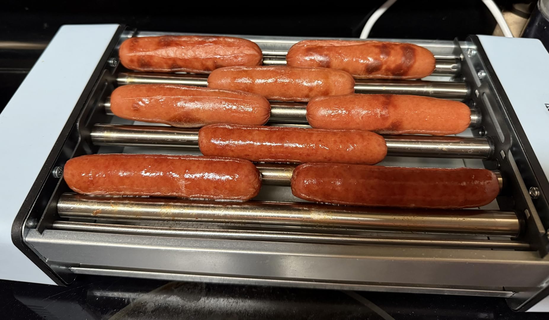 3-in-1 Electric Grill with Hot Dog Roller, Portable Indoor Outdoor BBQ Grill, Griddle and Sausage Roller Machine with Removable Non-Stick Plate & Drip Tray, for Tailgate, Camping, RV, Home Kitchen customer photo 1