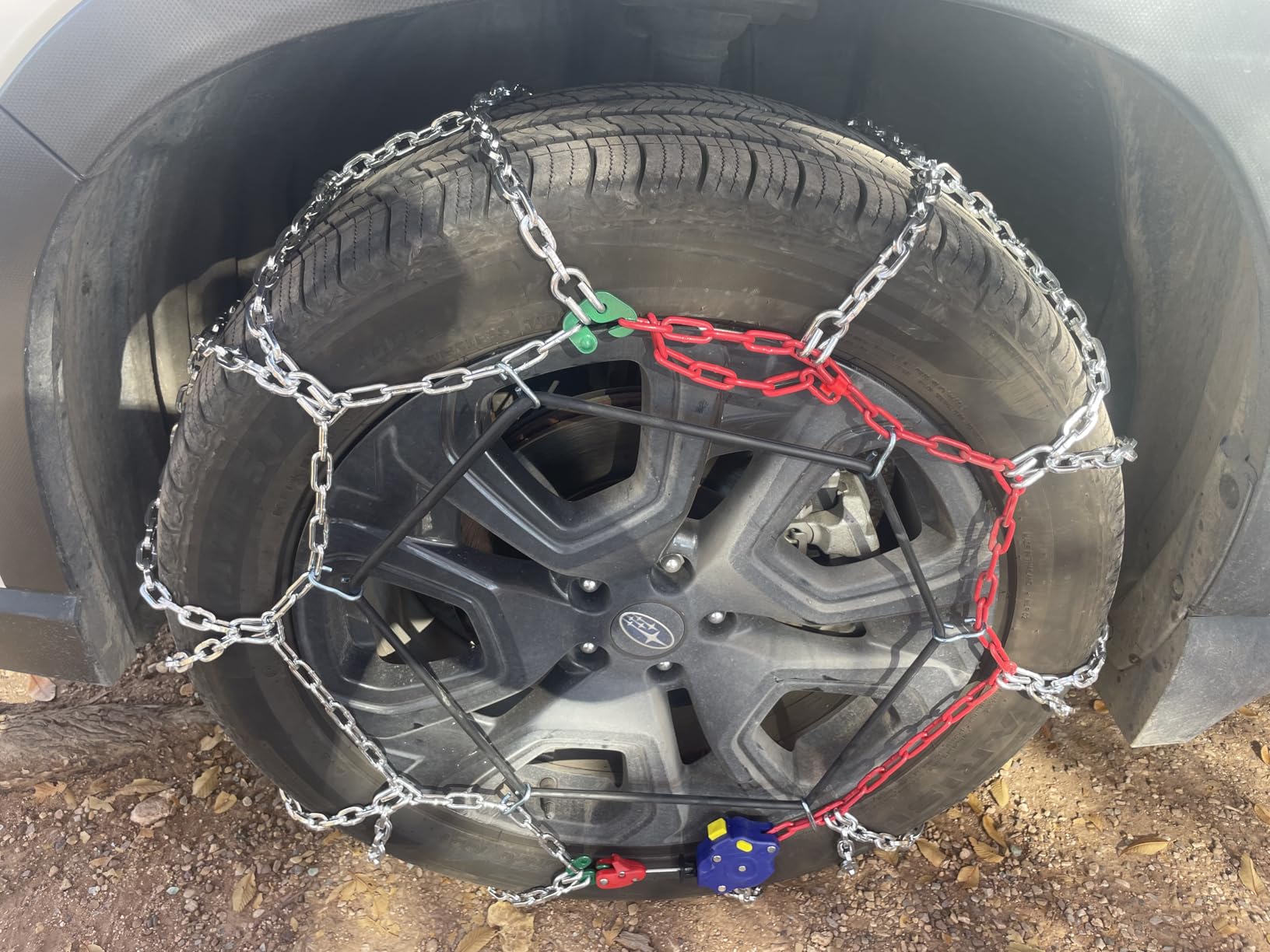 Snow Chains for Pickup Trucks, 2 Piece x 12mm, 1 Minute Quick Installation Tire Chains with Automatic Tensioner, Heavy-Duty Emergency Tire Traction Chain for Pickup Trucks and Off-Road SUVs (HYR-A) customer photo 2