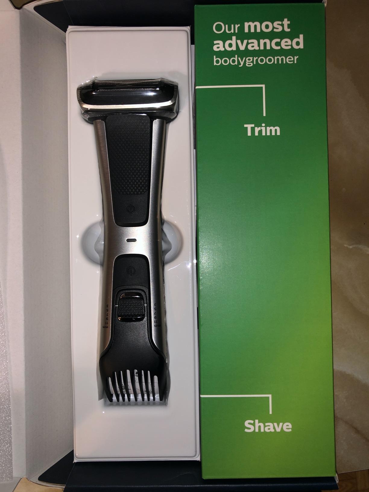 Philips Norelco Body Groomer 7000 Series, Men's Whole Body Groomer, Contour-Following 2D Flexing Head, Triple Protect Shave System & Intimate Body Hair Trimmer, 100% Showerproof, BG7480/50 customer photo 1