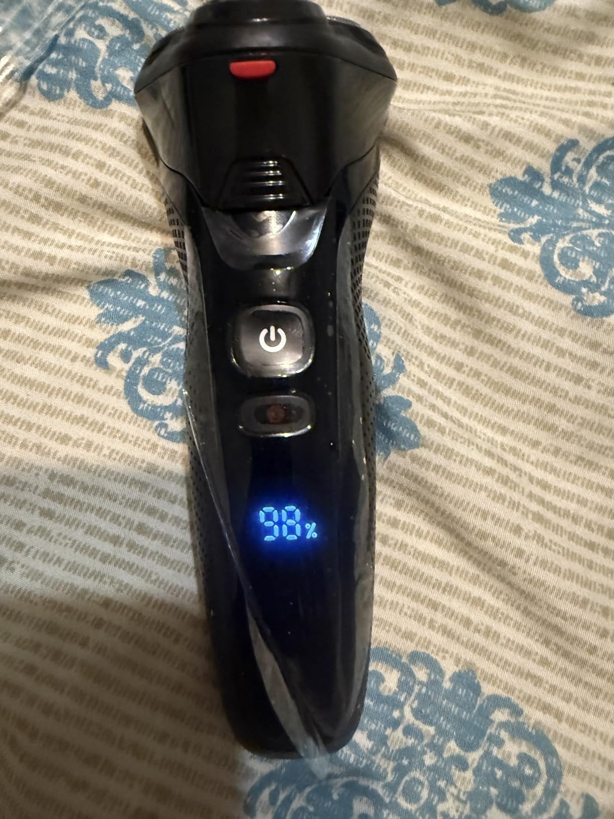 Philips Norelco Beard Trimmer 5000 Series, Men's Face Trimmer, 100% Waterproof BeardSense Tech, Precision Trimmer with Fading Combs, Self-Sharpening Blades, Hair Collector & Charging Stand, BT5785/40 customer photo 2