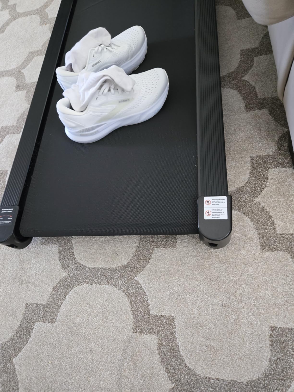 Niceday TM2 Incline Treadmill with 18% Auto Incline, Wide Belt Foldable Running Treadmills with Handles for Home 380 lb Capacity, 0.6-8.7MPH Indoor Running Machine for Home Gym, 3.0HP Quiet Brushless customer photo 2