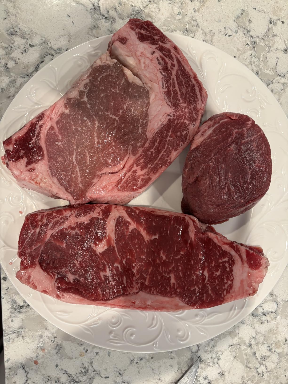 The Rancher's Butcher Share & Savor Premium Steak Box - Aged USDA Choice Angus NY Strips & Center-Cut Filet Mignons - Gourmet Meat Gift for Graduation, Father's Day, Grill or Pan-Ready customer photo 1