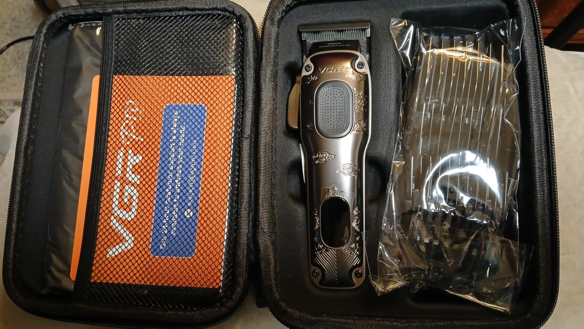 VGRPRO Hair Clippers for Men Professional, Cordless & Corded Barber Clippers for Hair Cutting with Package Case, Electric Grooming Kit for Home & Barber Use, LED Battery Display (Golden) customer photo 2