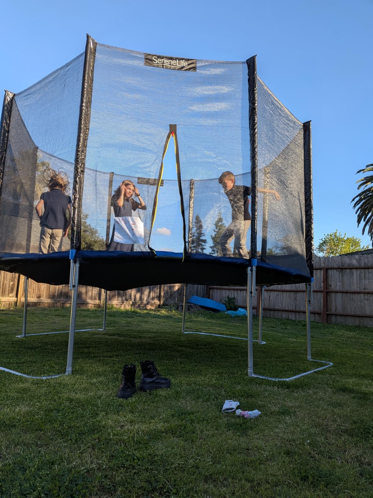 SereneLife Trampoline Outdoor 8FT 10FT 12FT 14FT with Enclosure Net, Ladder and Anti-Rust Coating - ASTM Approved Recreational Trampolines for Kids and Adults customer photo 2