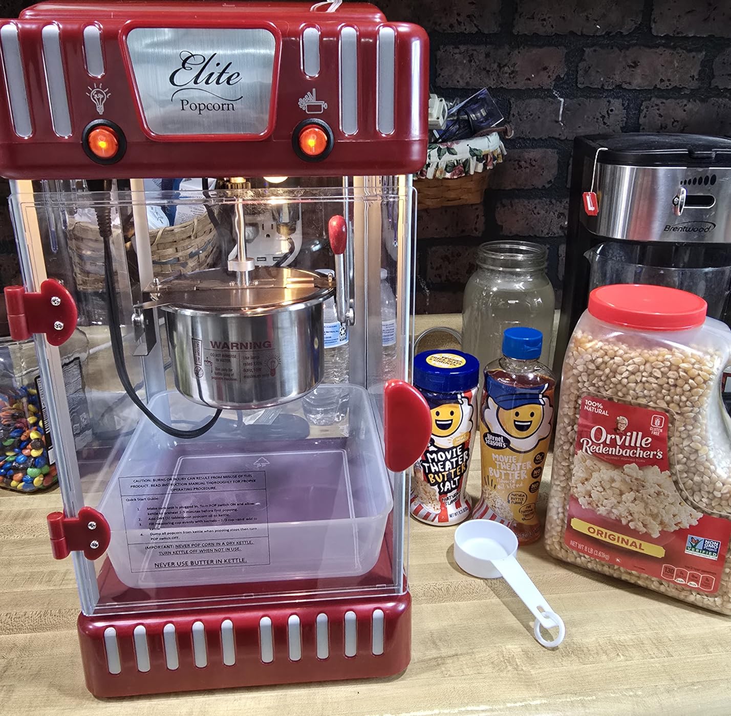 Elite Gourmet EPM-250X Maxi-Matic 2.5 Ounce Classic Carnival, Tabletop Kettle Popcorn Popper Machine, Retro-Style, Movie Hot Buttered Popcorn, Red customer photo 1