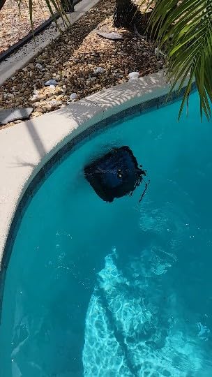 Cordless Robotic Pool Vacuum with Smarter Navigation & Track Drive, Dual 180W Brushless Motors, Wall & Waterline Climbing, 150-Min Runtime, for Inground & Above-Ground Pools up to 2,150 Sq. Ft. customer photo 1