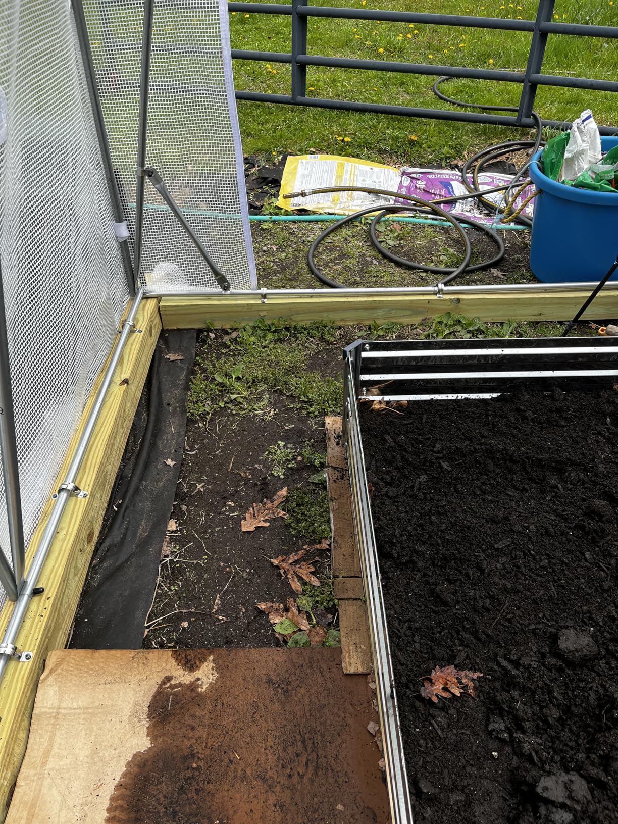 KING BIRD Premium 15x7x7 FT Greenhouse for Outdoors, Large Walk-in Heavy Duty Galvanized Steel Frame, Mesh Door Screen Window Hoop Plant Winter Hot House Tunnel Plus Black Shade Net Side Mesh, White customer photo 2