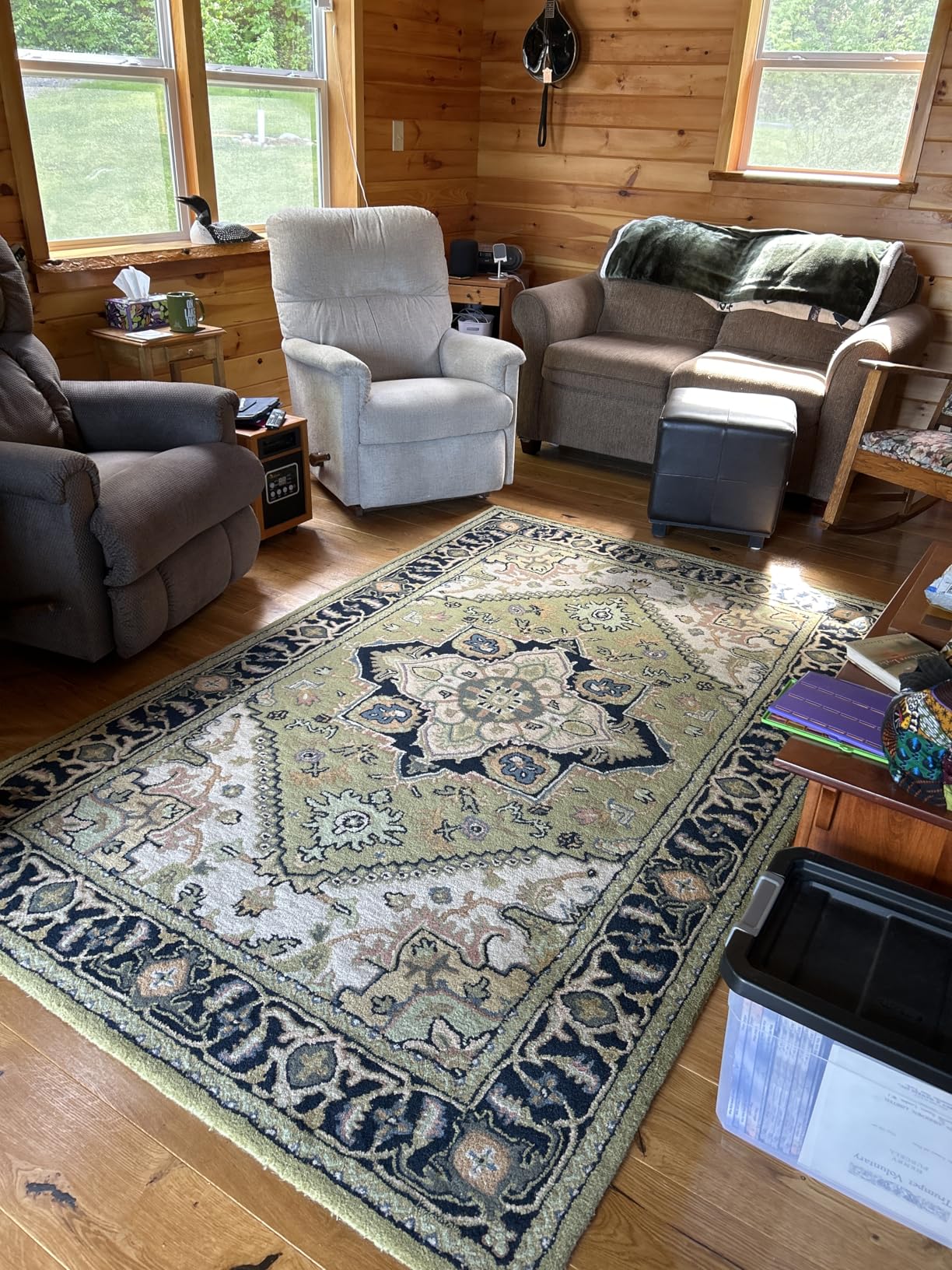 SAFAVIEH Area Rug 5x8 - Heritage Collection - Red, Handmade Wool, Traditional Oriental Medallion Design, Ideal for Living Room, Bedroom, Dining Space (HG625A) customer photo 1