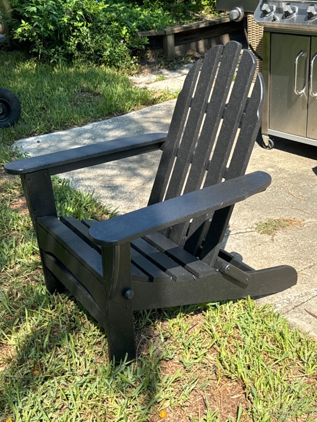 POLYWOOD AD5030WH Classic Folding Adirondack Chair, White 35.7 x 29 x 35.7 inches customer photo 1