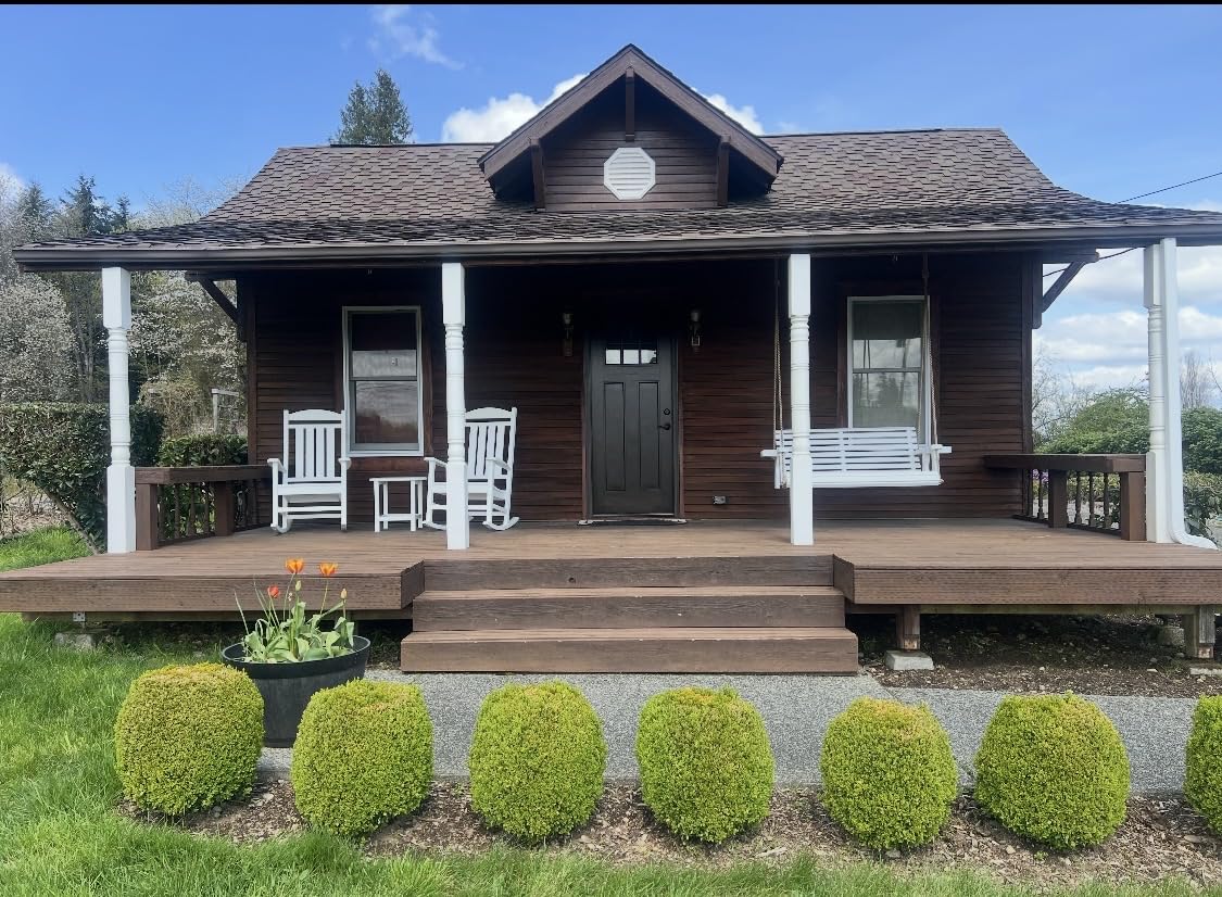 POLYWOOD Presidential Rocking Chair in White customer photo 1