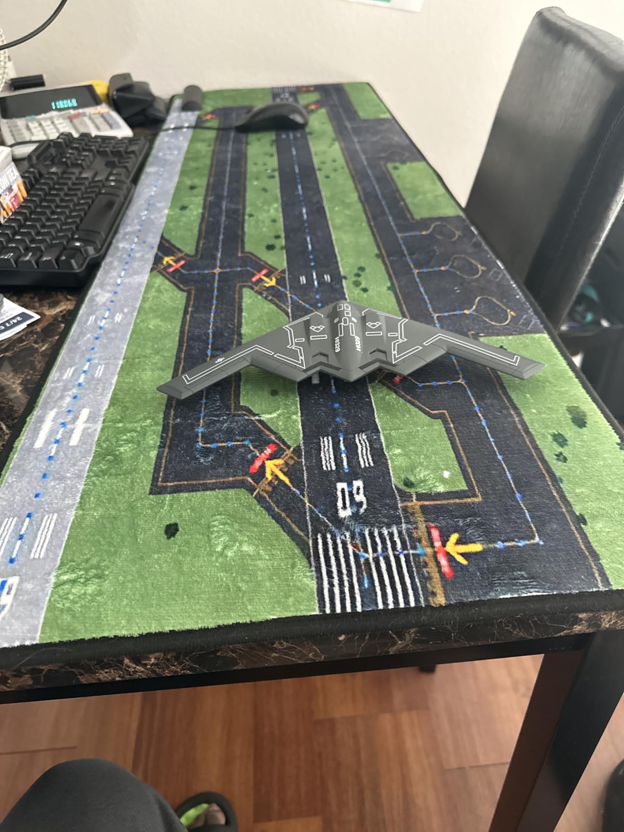 Postage Stamp USAF B-2 Spirit Stealth Bomber Die-Cast Model - 1:280 Scale Long-Range Strategic Aircraft Replica with Display Stand, Highly Detailed, 3