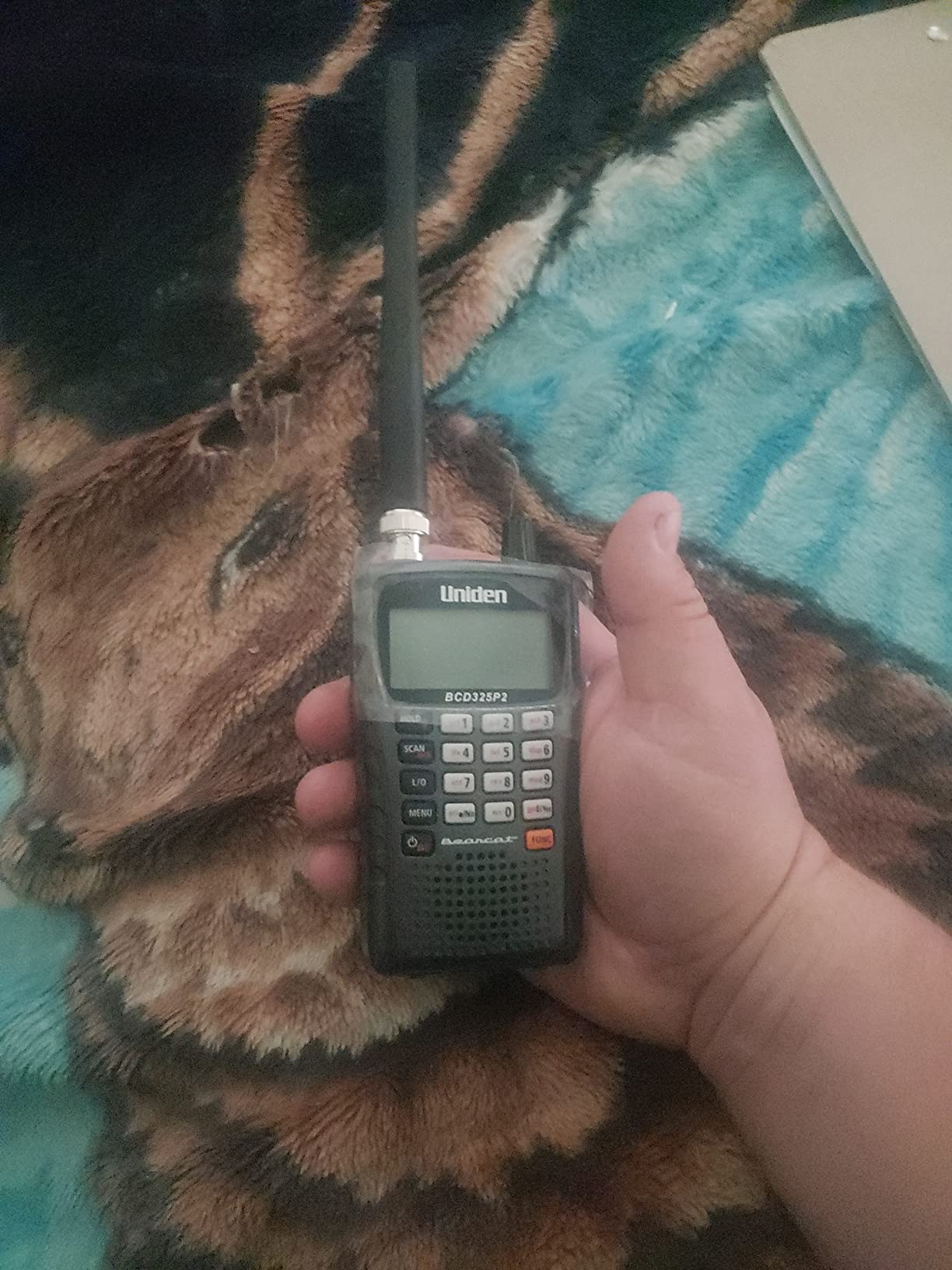 Uniden BCD325P2 Handheld TrunkTracker V Scanner, 25,000 Dynamically Allocated Channels customer photo 2