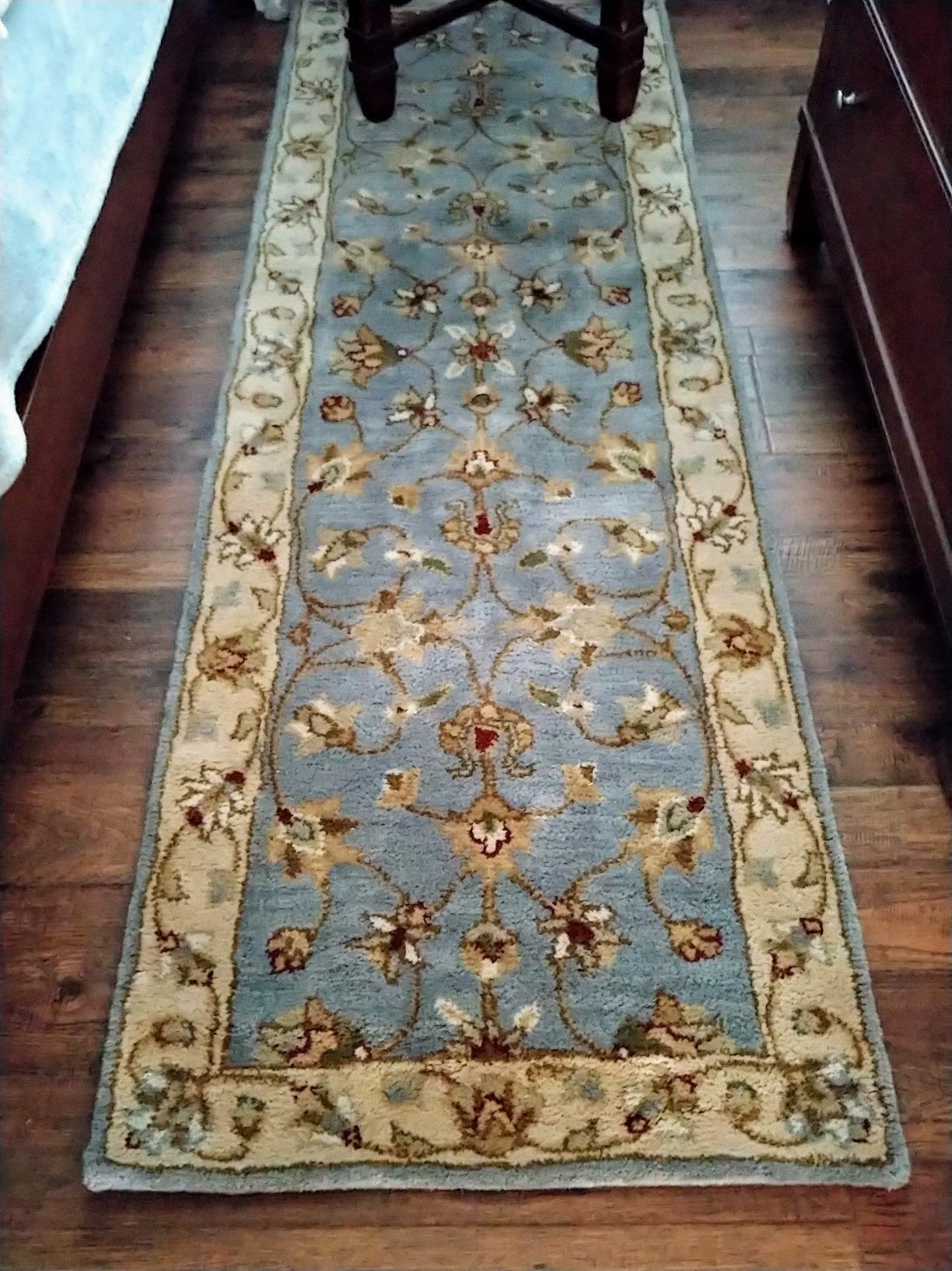 SAFAVIEH Royalty Collection Area Rug - 5' x 7', Blue & Beige, Handmade Traditional Oriental Wool, Ideal for High Traffic Areas in Living Room, Bedroom (ROY343B) customer photo 2
