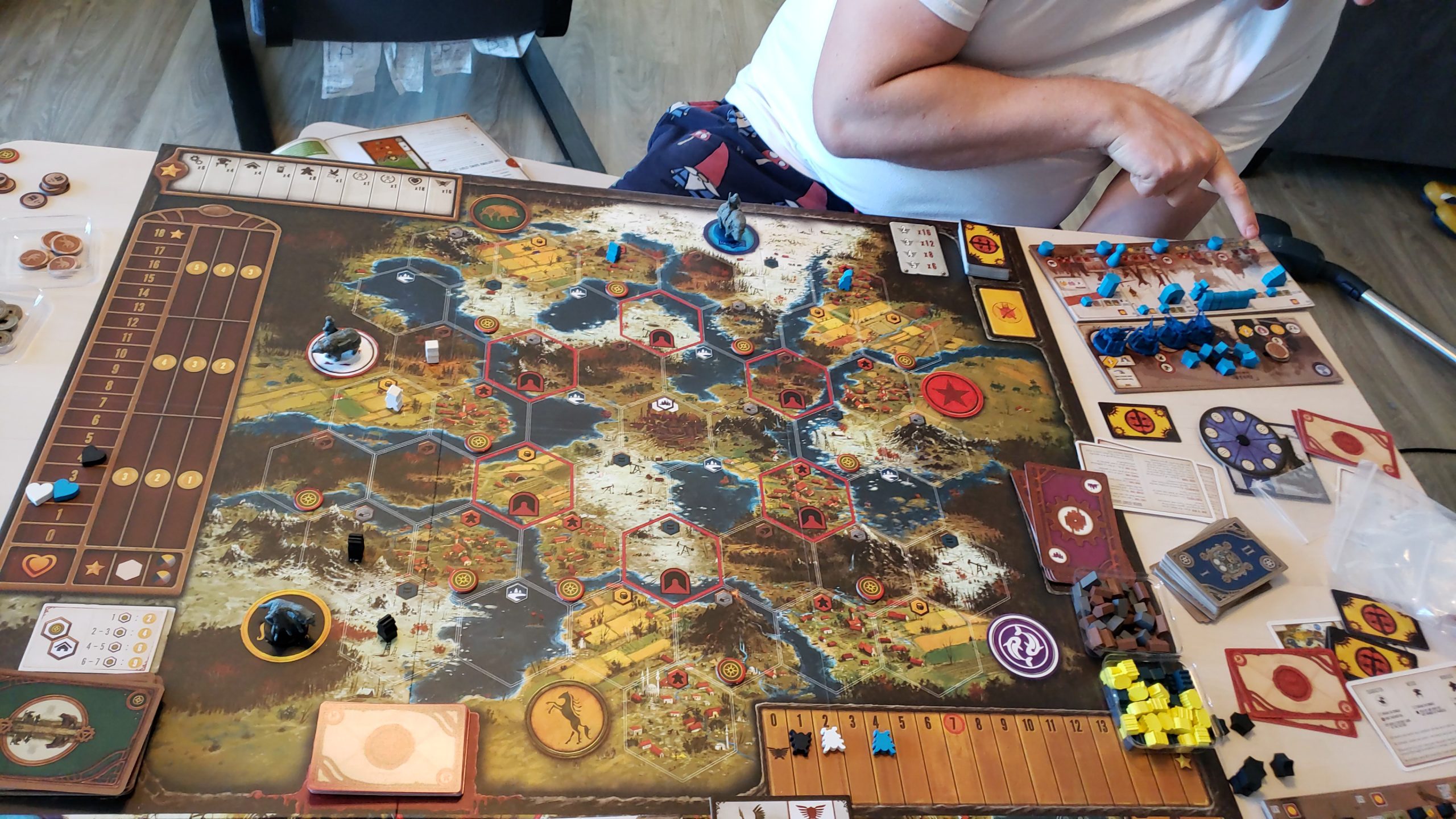 Stonemaier Games: Scythe (Base Game) by Jamey Stegmaier customer photo 1