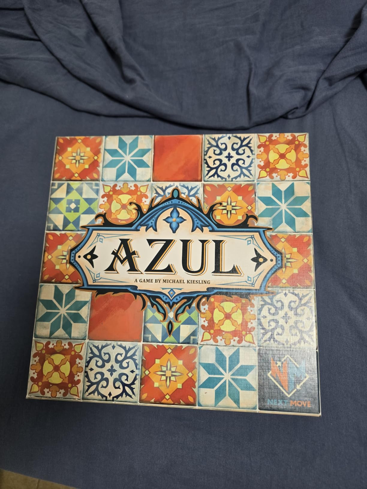 Asmodee Azul Board Game - Mosaic Pattern Placement & Beautiful Art Adult Board Games, Award-Winning Strategy for Adults & Families, 2-4 Players Ages 8+, 30-45 Minute Playtime customer photo 1