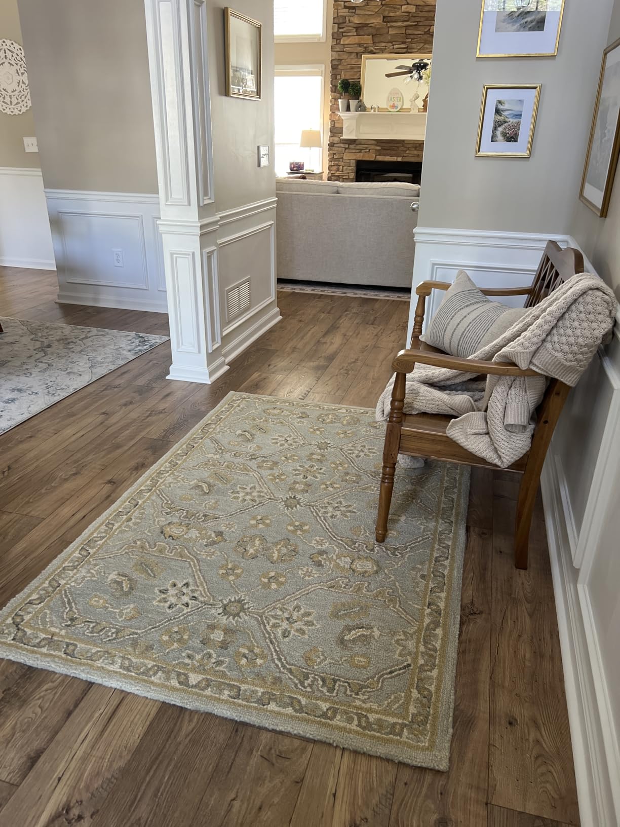 SAFAVIEH Blossom Collection 8' x 10' Slate / Beige BLM701M Handmade Premium Wool Area Rug customer photo 1