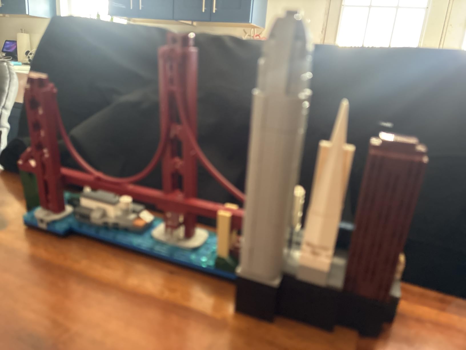 Architecture Skyline Collection 21043 San Francisco Building Kit Includes Alcatraz Model, Golden Gate Bridge and Other San Francisco Architectural Landmarks (565 Pieces) customer photo 2