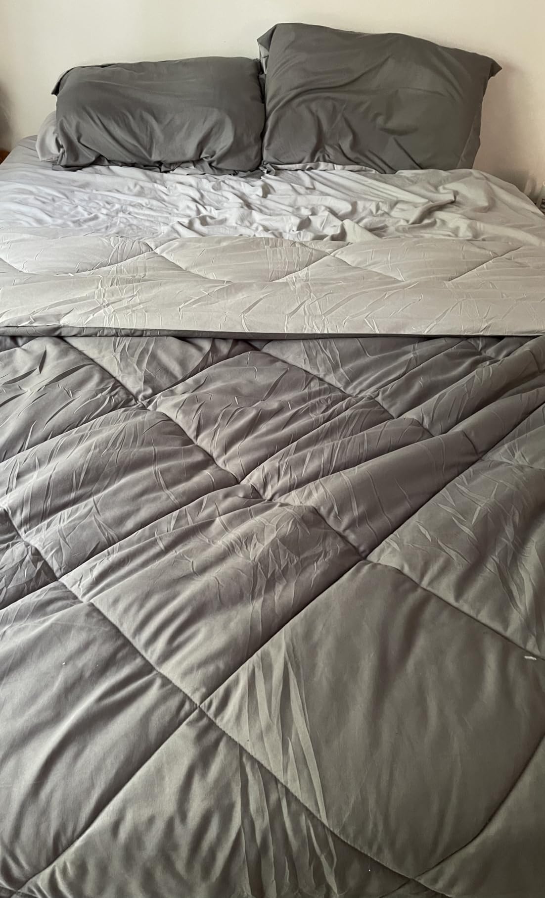 Bedsure Queen Bed in a Bag Reversible Two-Tone 7 Pieces Grey/Light Grey | All seasons, inclusive, reversible, lightweight, soft, breathable, with sheets, bedding set, machine-washable customer photo 1