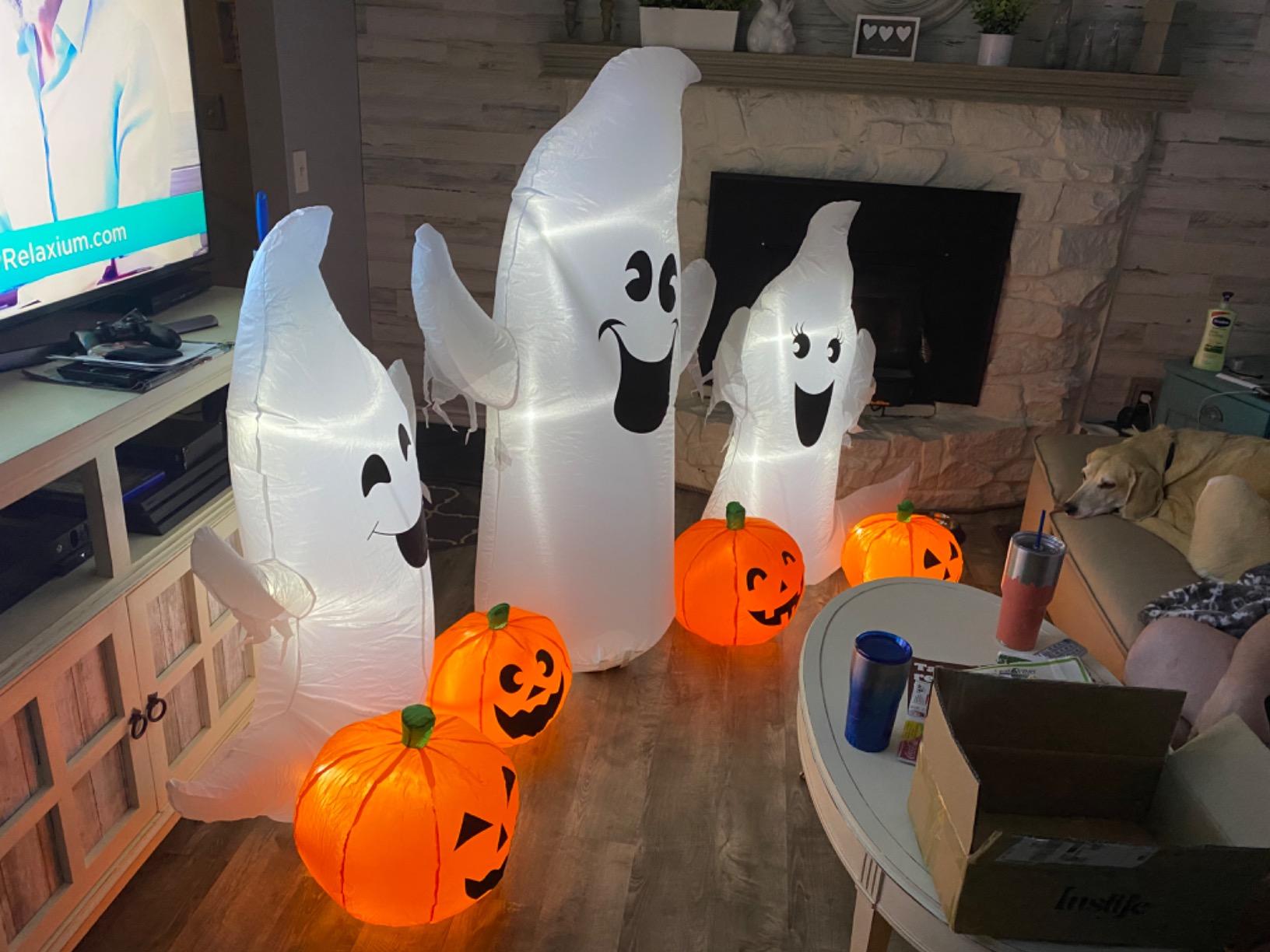 7FT Length Halloween Inflatable Ghosts and Pumpkins, 3 Ghosts Inflatables with Led Lights for Home Yard Lawn Indoor Halloween Outdoor Decoration customer photo 2