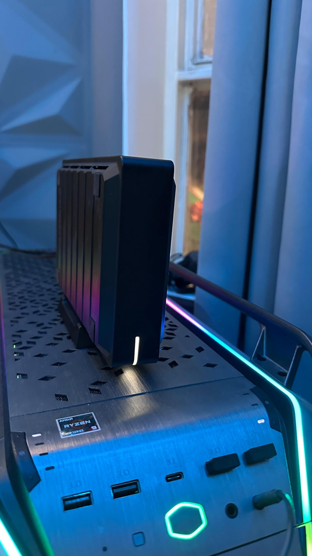 WD_BLACK 8TB D10 Game Drive - Portable External Hard Drive HDD Compatible with Playstation, Xbox, PC, & Mac customer photo 1