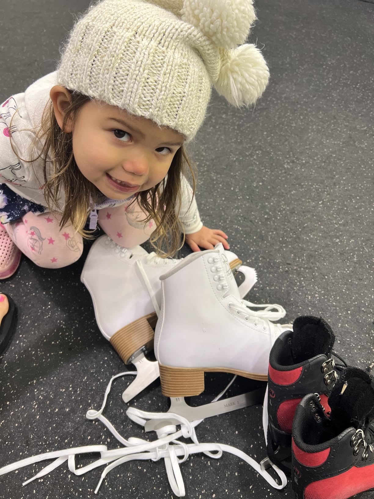Jackson Classic 200 Womens/Girls Figure Ice Skates | Comfortable Figure Skates for Ice Skating & Recreational Figure Skating customer photo 2
