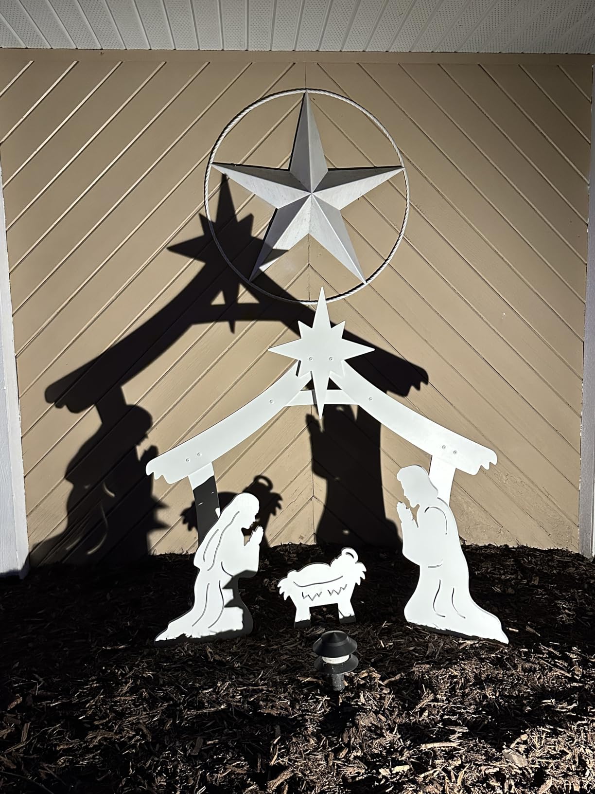 FrontYard Originals All-Weather Outdoor Holy Family Nativity, Waterproof, Made in USA, 4ft Tall, Durable Material, Simple Assembly, Easy Storage, Yard Nativity Set customer photo 2