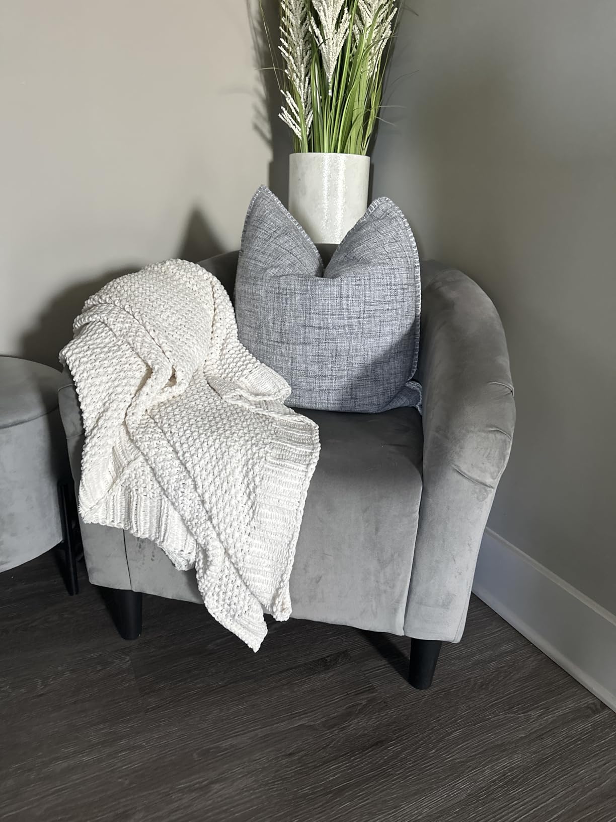 Yaheetech Small 25.5in Wide Velvet Barrel Accent Chair for Bedroom, Gray | Compact Cozy Barrel Chairs with a Curved Silhouette, Upholstered Furry Armchair for Small Spaces, Living Room Bedroom Corner customer photo 2