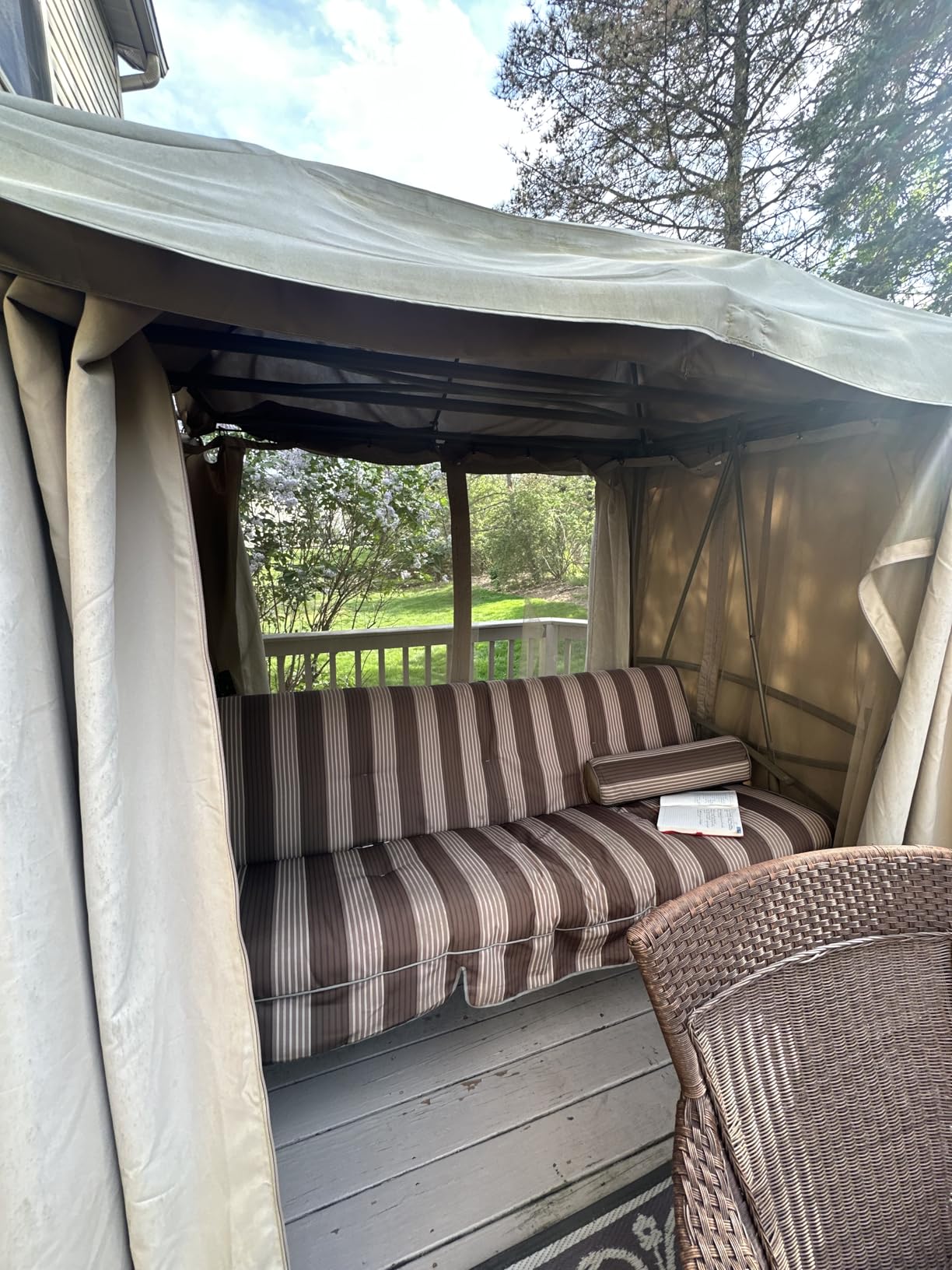 PURPLE LEAF 3-Seat Patio Porch Swing Gazebo with Netting and Curtain | Adjustable Reclining Backrest, Unique Double-top Canopy, Comfortable Swing Cushions and Pillows, Outdoor Lounging Experience customer photo 1