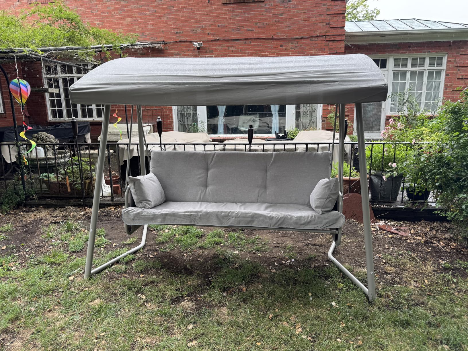 3 to 4 Person Outdoor Patio Swing with Canopy 2-in-1 Swing Bed Adjustable Backrest 800 lbs Capacity Porch Swing with Stand Removable Cushions Pillows for Backyard Garden Poolside customer photo 1