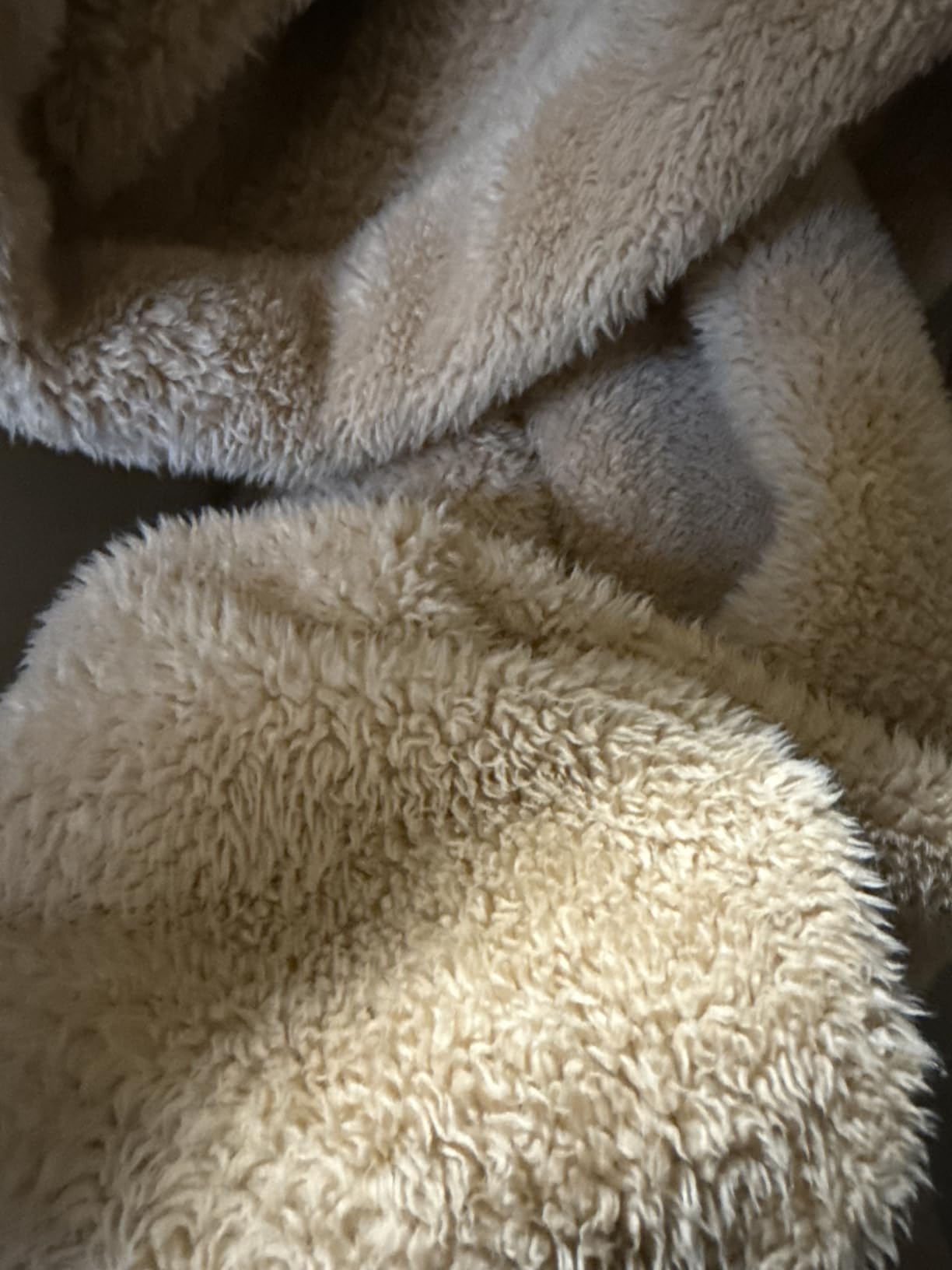 UGG Women's Aarti Robe customer photo 1