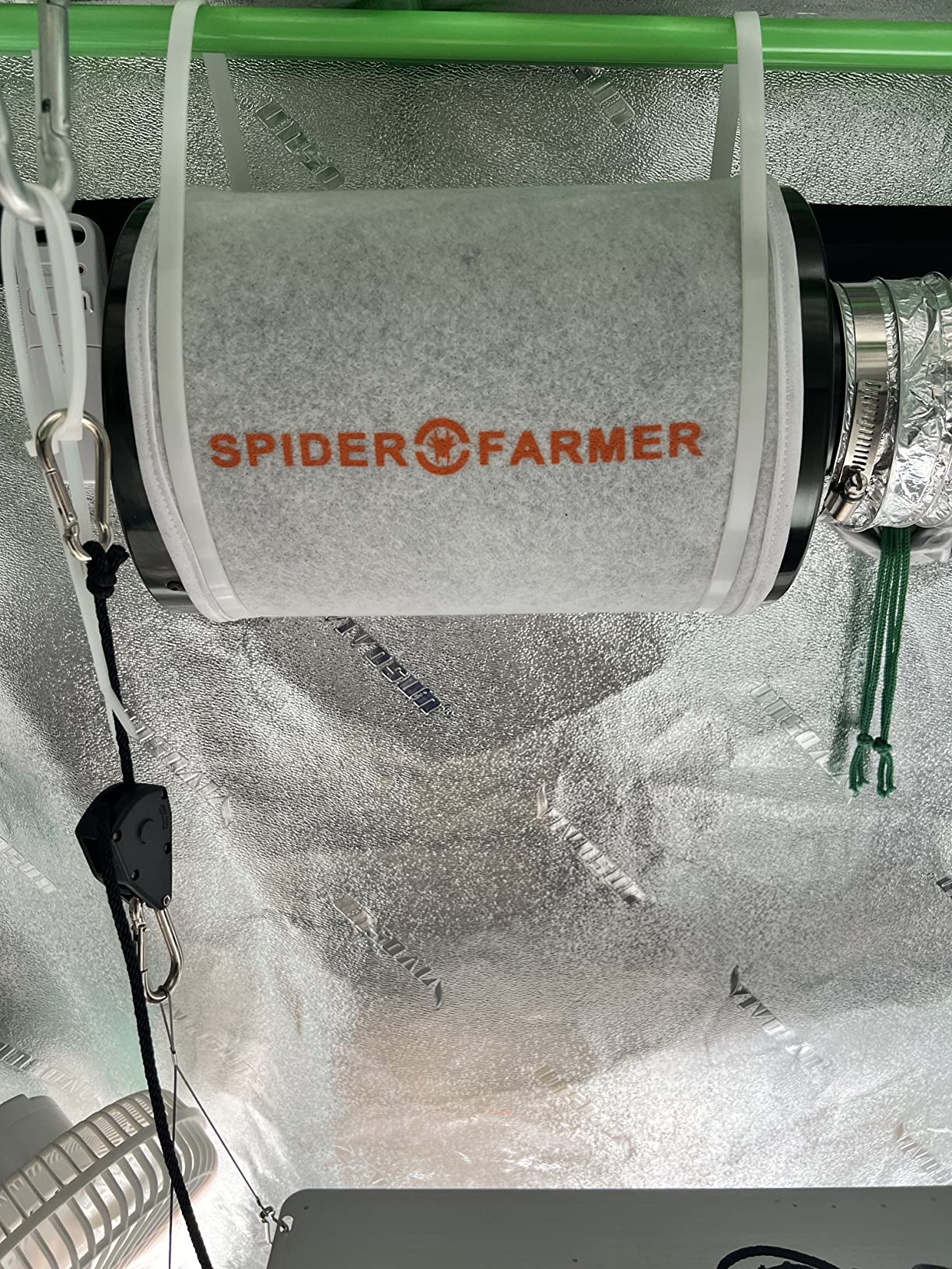 Spider Farmer 6 Inch Air Carbon Filter Smelliness Control with Premium Australia Virgin Charcoal for Inline Duct Fan, Grow Tent Odor Control, Hydroponics, Pre-Filter Included, Reversible Flange customer photo 1