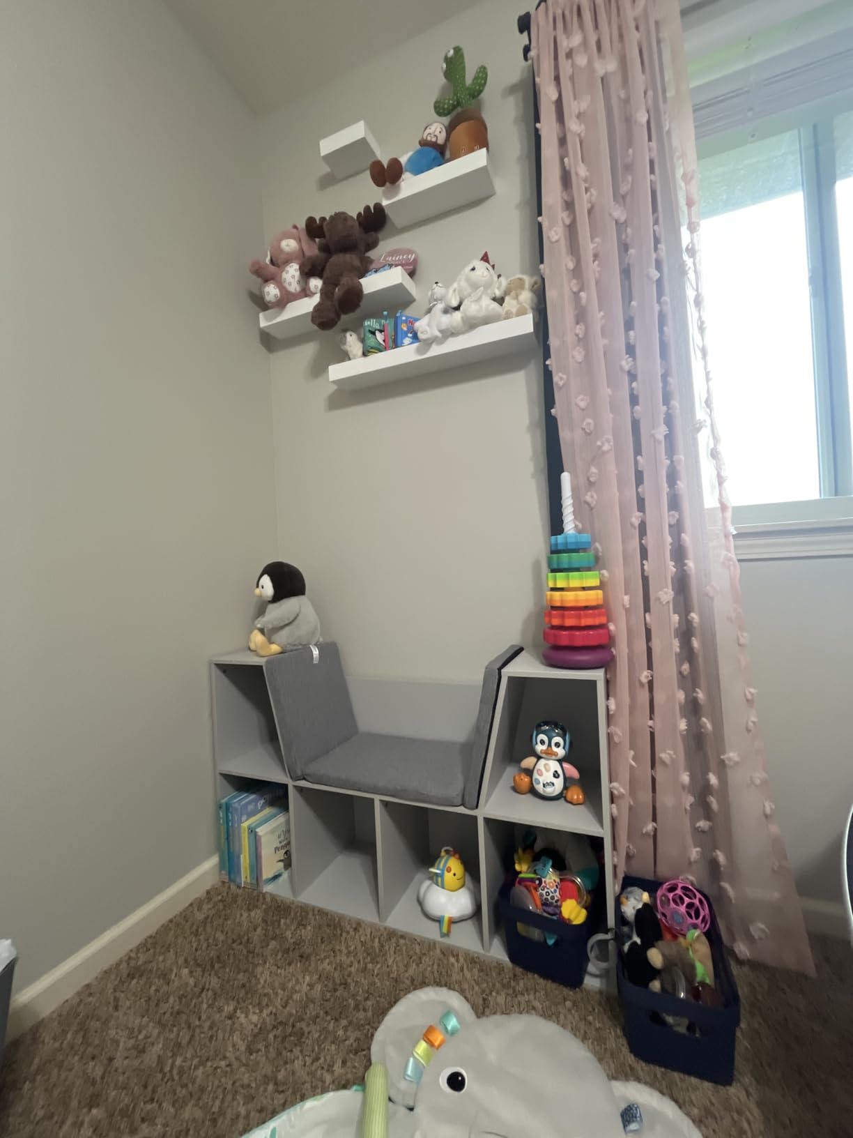 HOMCOM 6-Cubby Kids Bookcase with Reading Nook and Cushion Natural | Multi-Purpose Storage Organizer, for Bedroom, Living Room customer photo 1