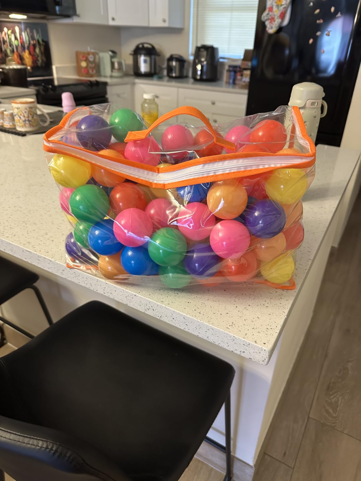 Vanland Ball Pit Balls for Baby and Toddler Phthalate Free BPA Free Crush Proof Plastic - Multicolored Pit Balls in Reusable Play Toys for Kids with Storage Bag customer photo 1