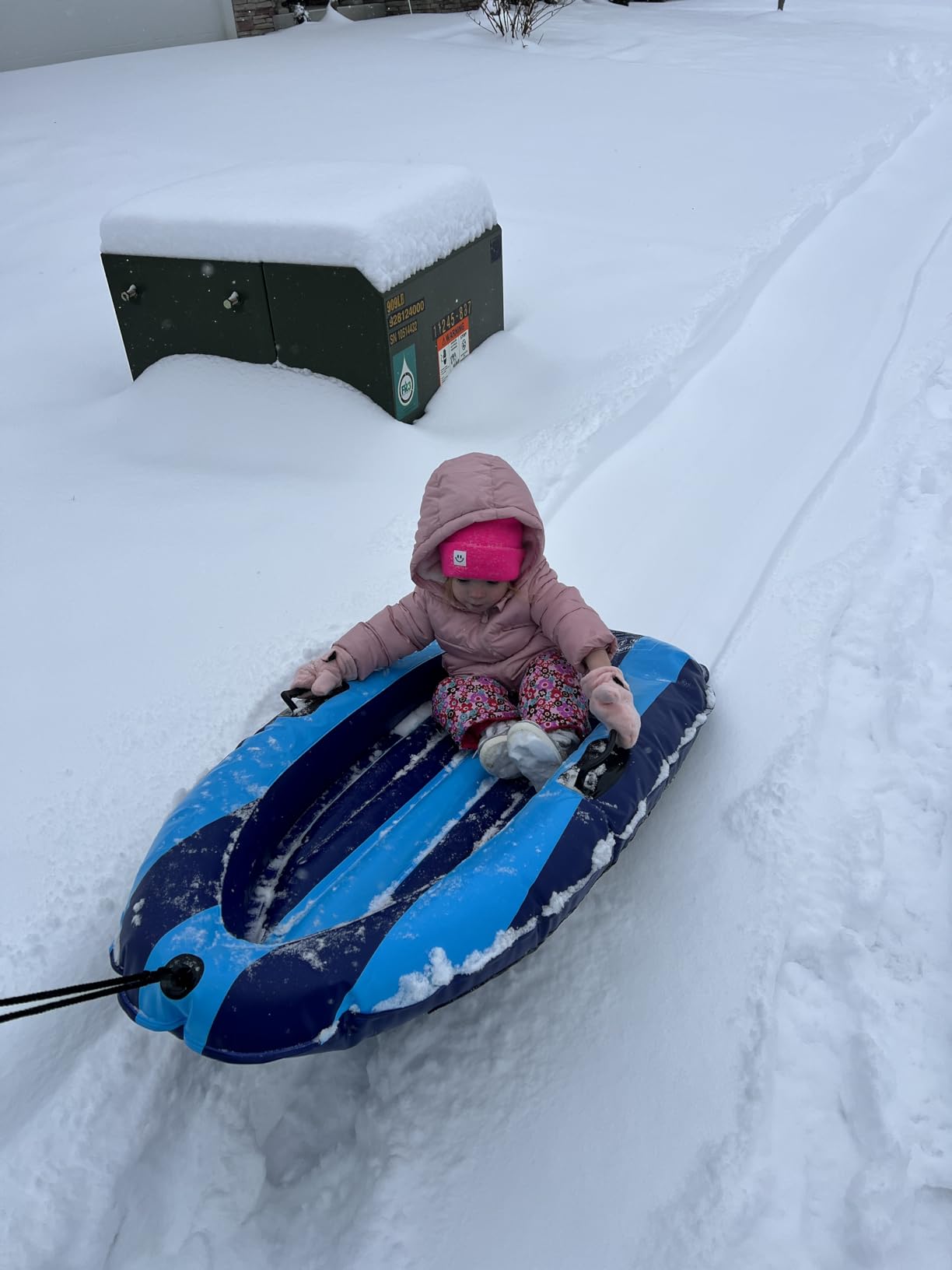 QPAU Inflatable Snow Sled, Heavy Duty Snow Tube with Reinforced Handles, Snow Sleds for Kids and Adults Winter Toys Gifts, Toboggan for Family Outdoor Sledding customer photo 2