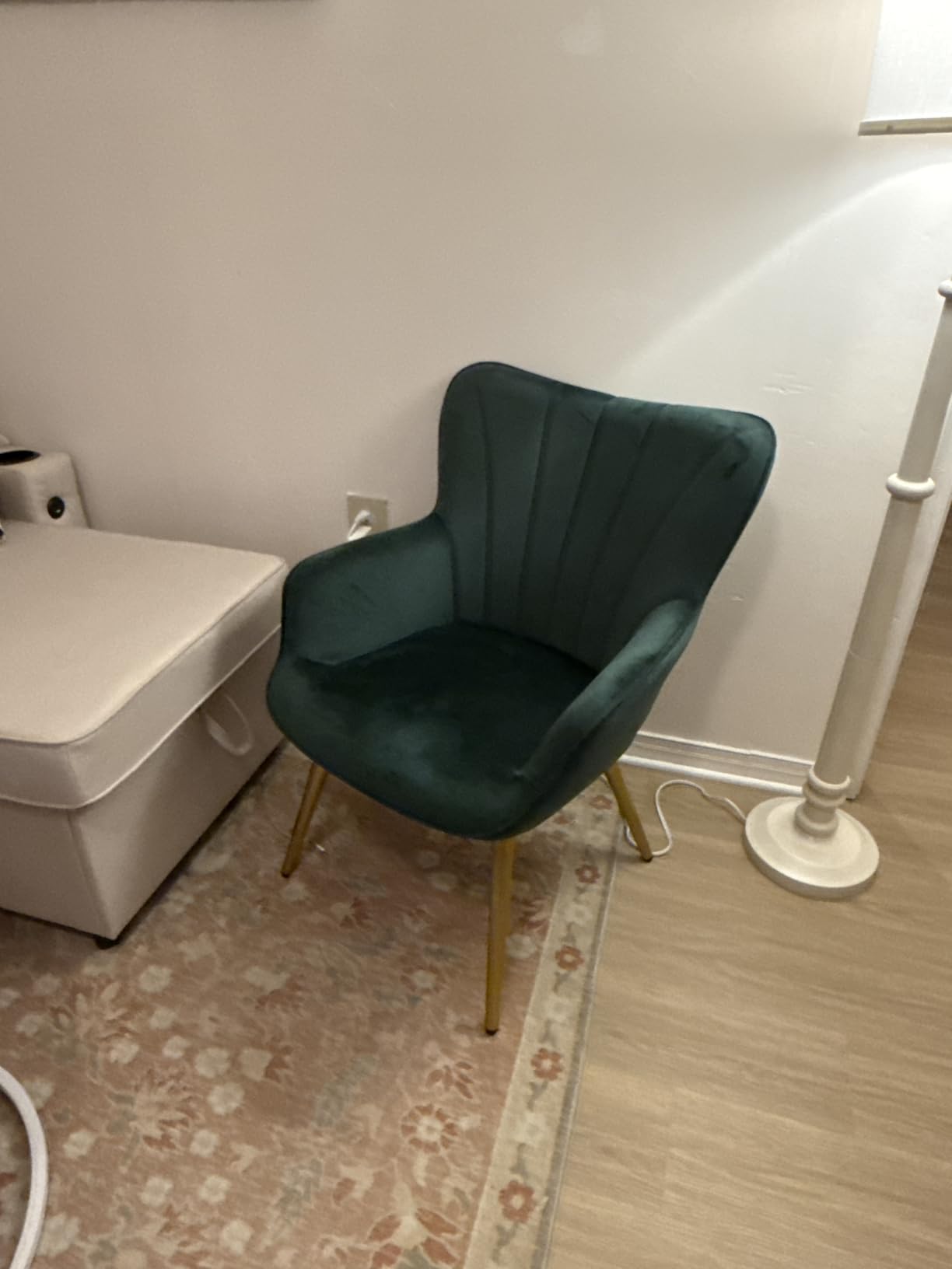 Yaheetech Accent Chair, Upholstered Armchair with Metal Legs, Green | Velvet Fabric Reading Chair, Modern and Elegant Side Chair for Living Room Bedroom Office Vanity Lounge Waiting Room customer photo 1