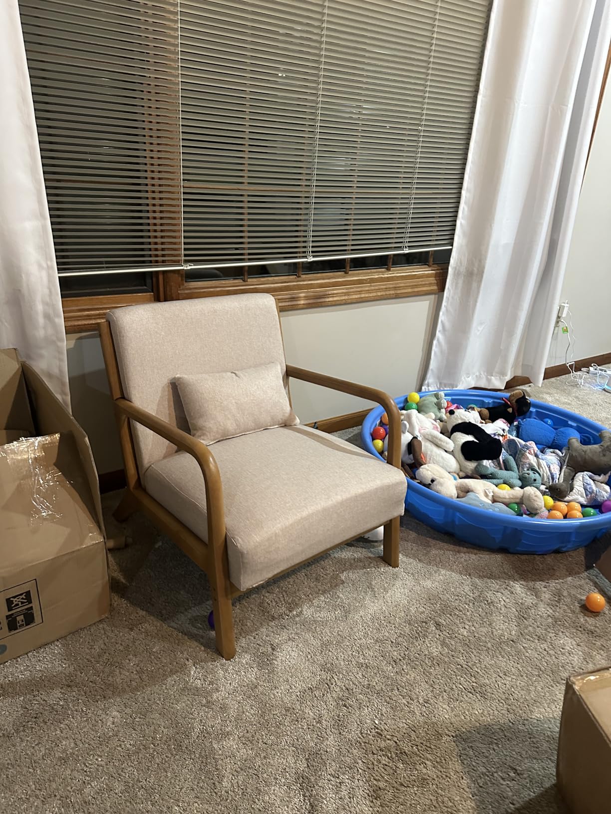 Mid Century Modern Accent Chair with Wood Frame, PU Leather Reading Armchair with Waist Cushion, Upholstered Living Room Chairs for Bedroom Sunroom (Camel) customer photo 2