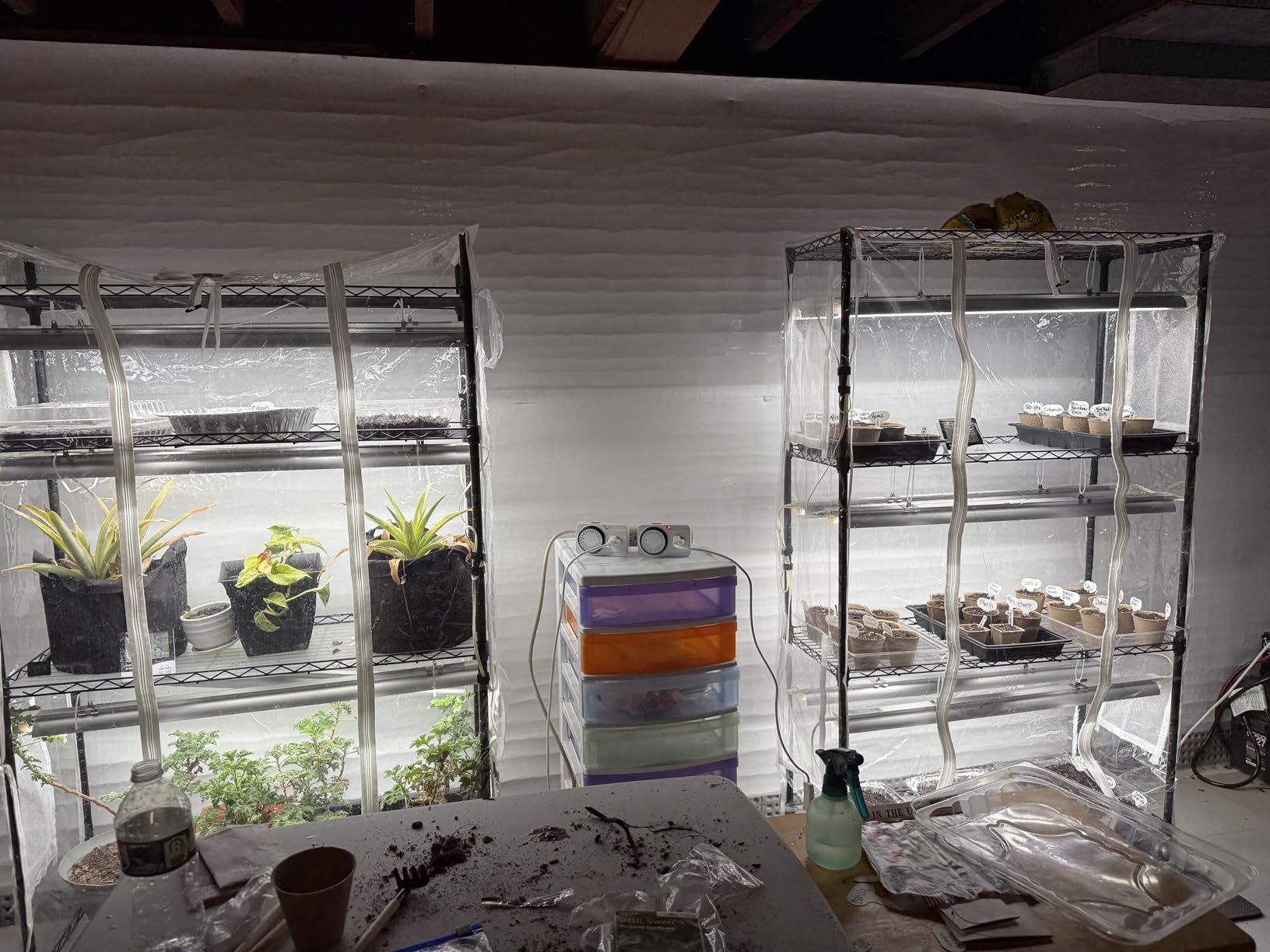 Barrina CX5Z Indoor Greenhouse with Grow Light, 6PCS 30W per Light Full Spectrum T8 Plant Lights, 4-Tier Portable Metal Plant Stand Tent and Thermometer for Seed Starting, 35.4x13.8x59IN customer photo 2