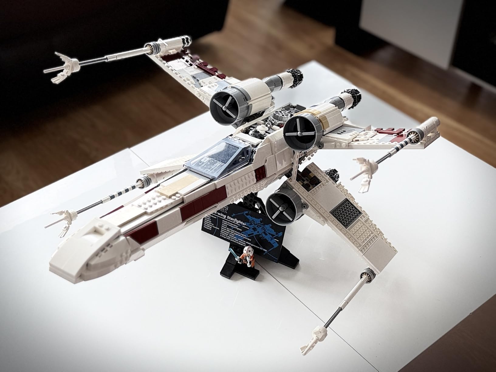 LEGO Star Wars Ultimate Collector Series X-Wing Starfighter Building Set for Adults, Star Wars Collectible for Build and Display with Luke Skywalker Minifigure, Fun Gift Idea for Fans, 75355 customer photo 2