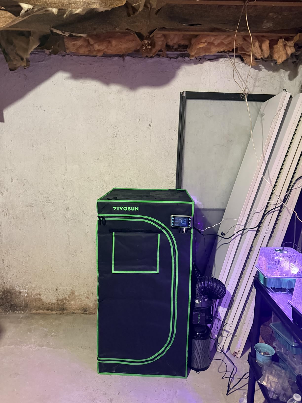 VIVOSUN GIY Smart Grow Tent System 2x2, WiFi-Integrated Grow Tent Kit, with Automate Ventilation and Circulation, Schedule Full Spectrum 100W LED Grow Light, and GrowHub E42A+ Controller customer photo 1