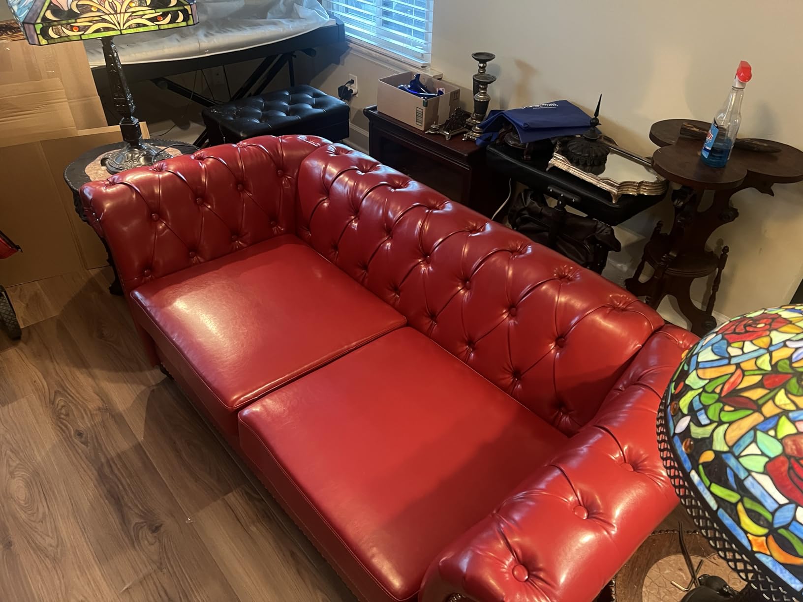 LEVNARY Leather Chesterfield Chair, Mid-Century Modern Single Sofa Chair, Tufted Upholstered Rolled Armchair for Home Bedroom Reading Room (Dark Brown) customer photo 2