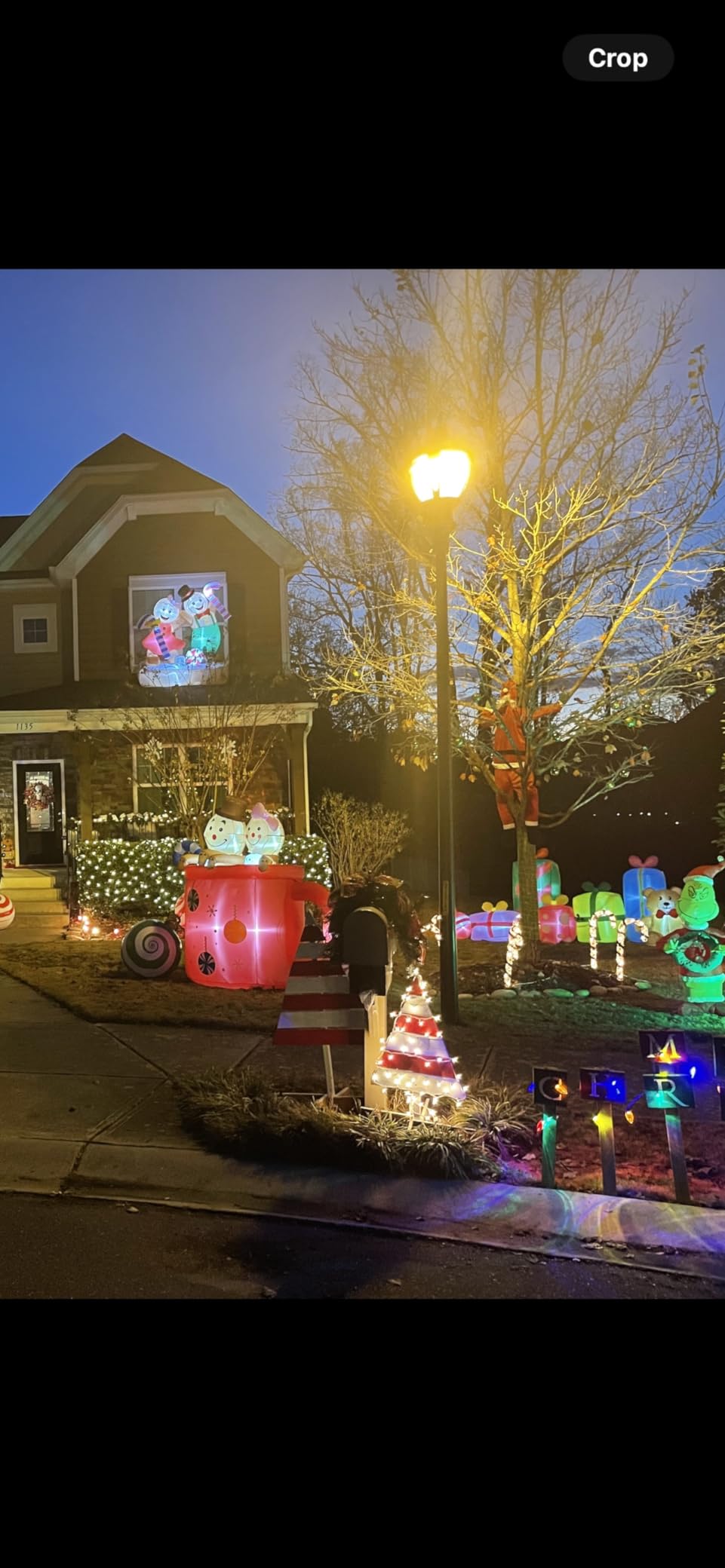 KOOY 10FT Giant Christmas Inflatables Outdoor Decorations Gift Boxes and Bear,Blow up Yard Decorations with LED Light for Xmas New Year Decor Inflatable for Holiday Party Garden Lawn Winter Décor customer photo 1