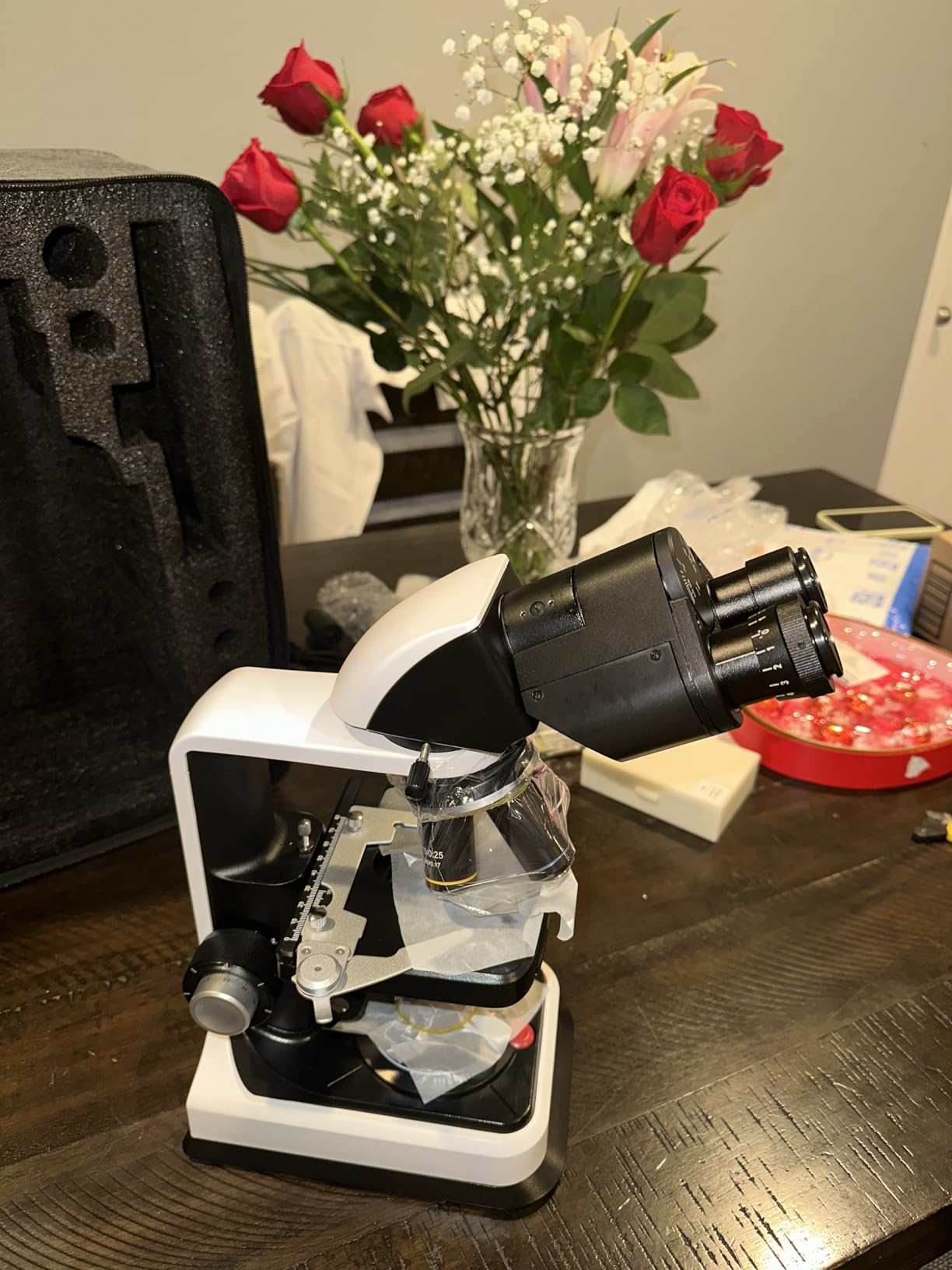 Compound Microscope, 40X-2500X, WF10x and WF25x Eyepieces, Dual LED Lighting and Two-Layer Mechanical Stage, Microscope for Adults customer photo 2