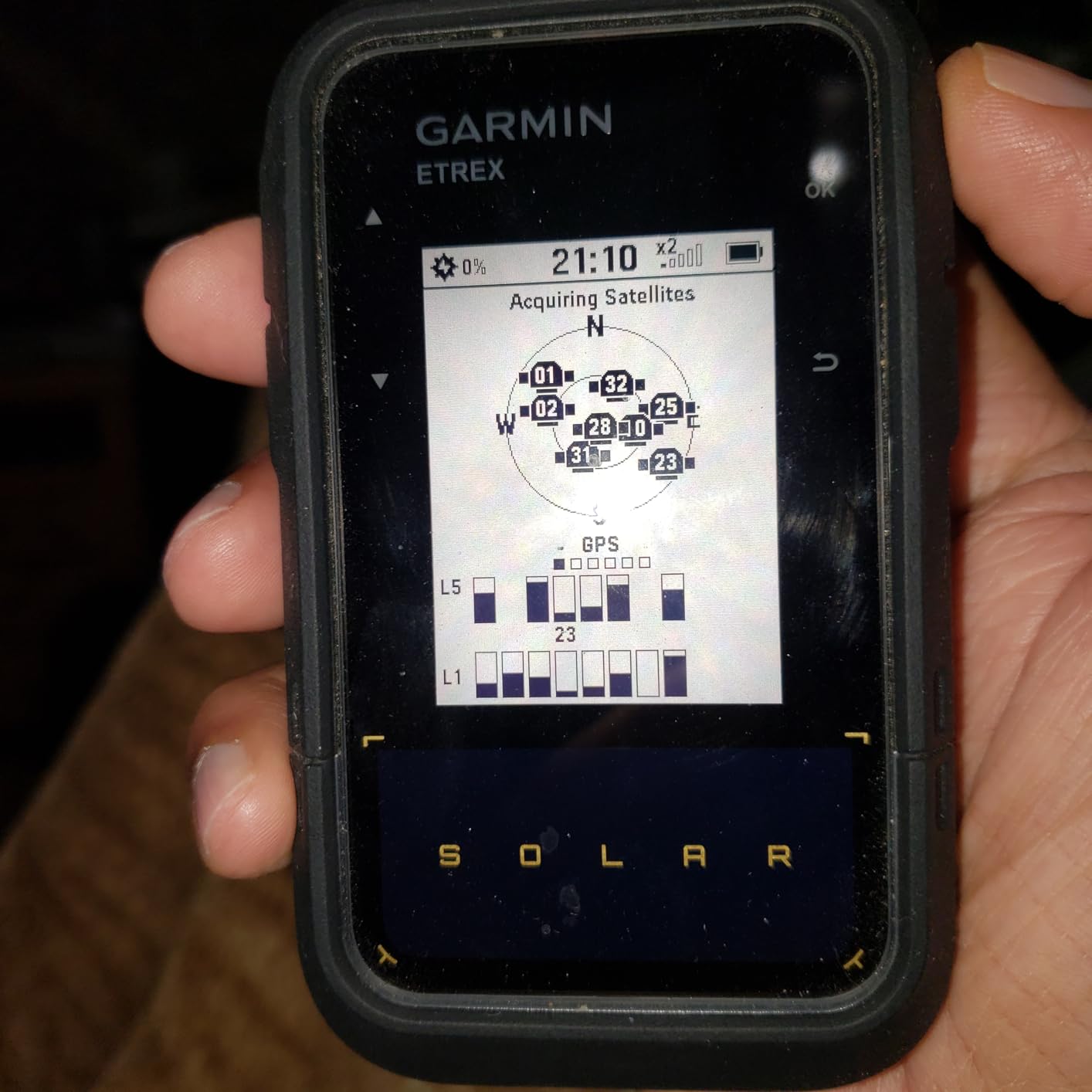 Garmin eTrex Solar, Rugged Easy-to-Use GPS Handheld | Essential Navigation Features, Solar Charging, High Resolution Screen, Multi-Band GPS, Water Resistant (IPX7) customer photo 1
